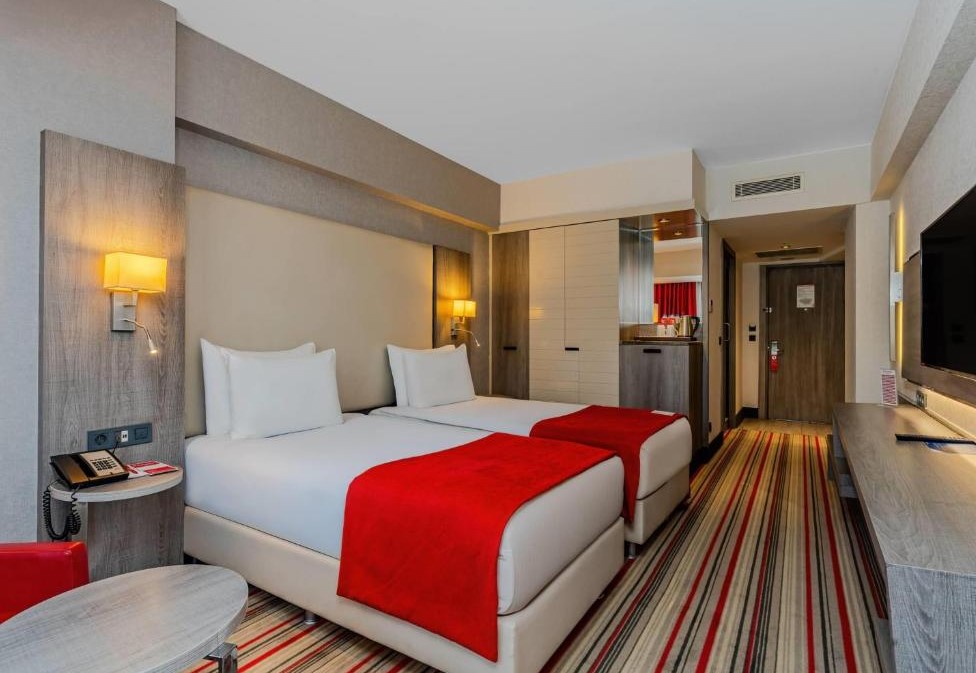 هتل رامادا پلازا بای ویندهام